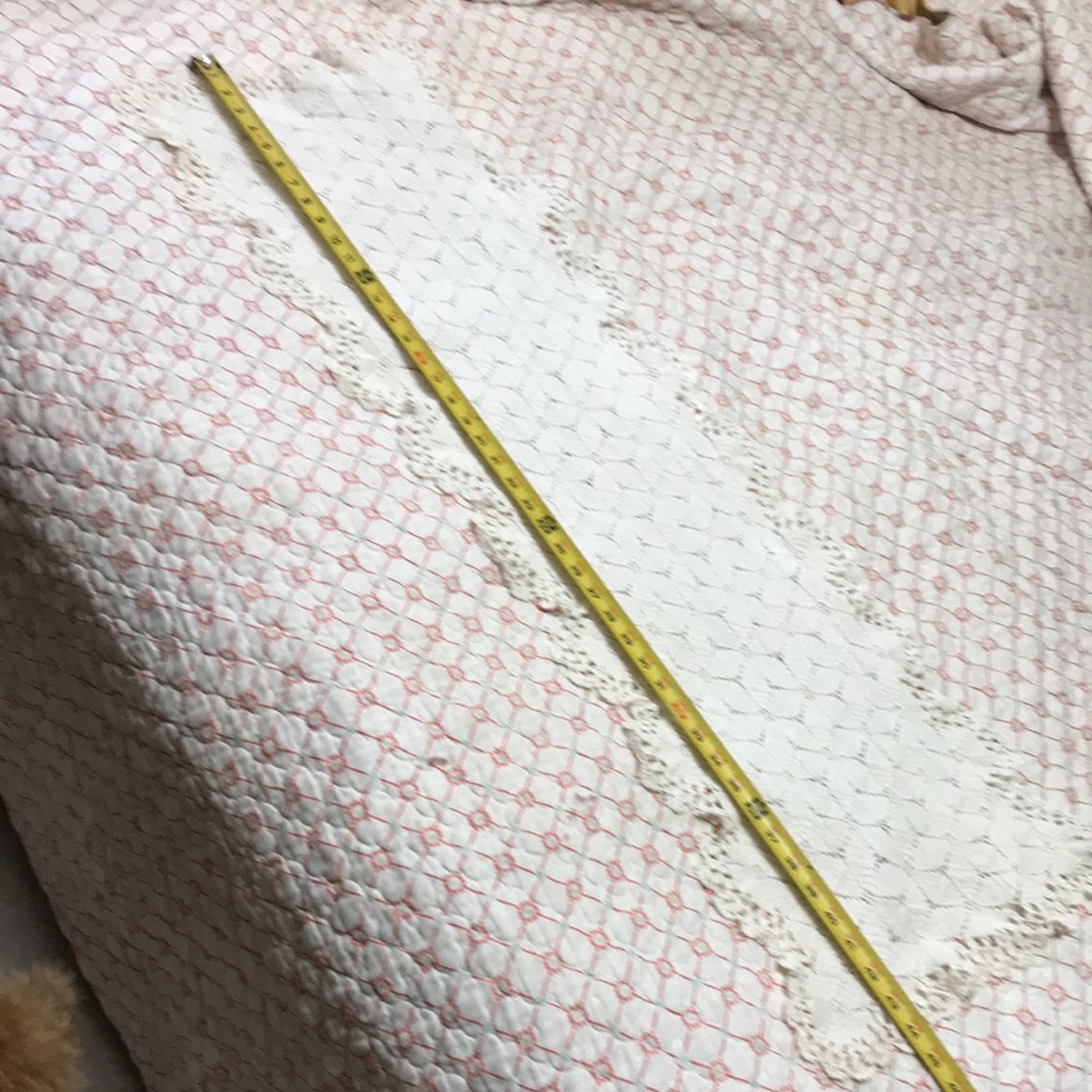 Crochet table runner - Picture 4 of 5